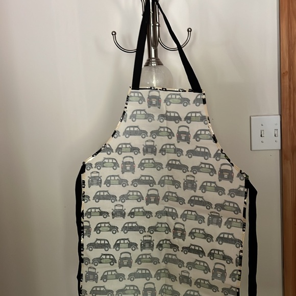 Harrods apron NWOT Adult sized Waterproof Fabric Spill proof Mess protection - Picture 2 of 7